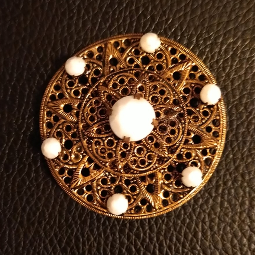 Vintage Broach